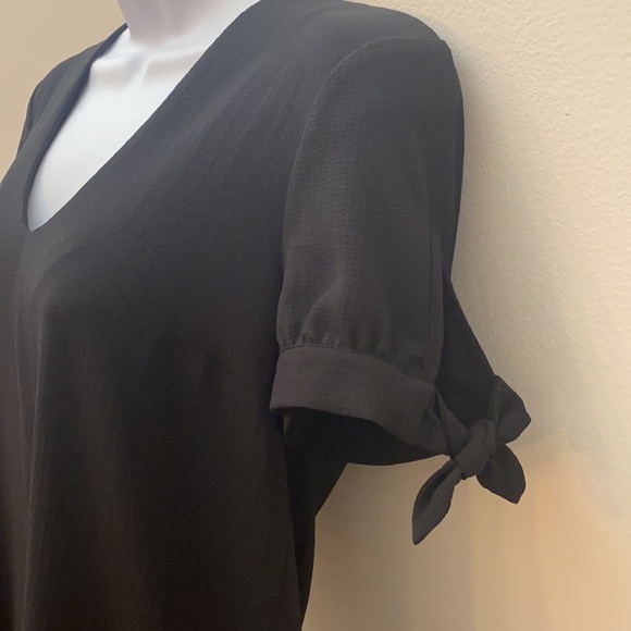 ModCloth Womens Black Top With Tie At Sleeves Size Small - Picture 2 of 8